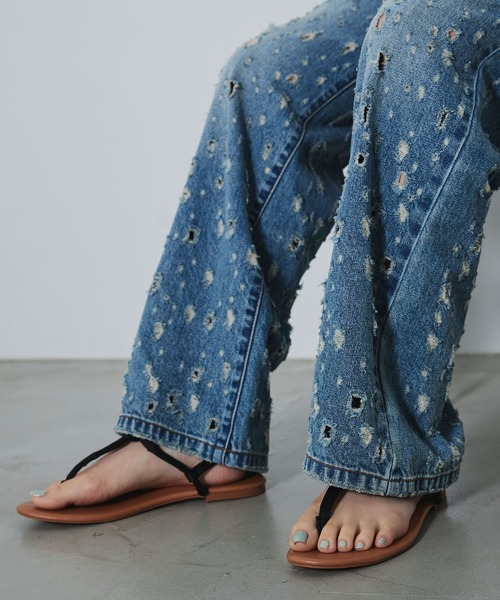 ELLEgirl(エルガール)の「ダメージクラッシュデニムパンツ【ELLEgirl/エルガール】(デニムパンツ・レディース・インディゴブルー/ピンク・S/M/L)」の18枚目の写真