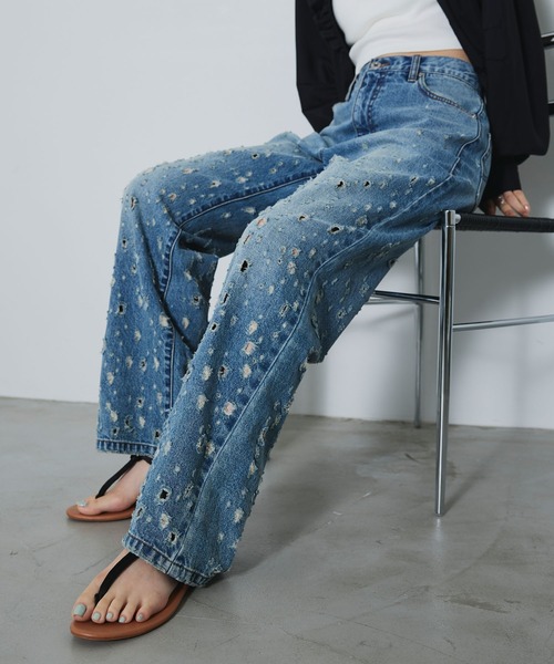 ELLEgirl(エルガール)の「ダメージクラッシュデニムパンツ【ELLEgirl/エルガール】(デニムパンツ・レディース・インディゴブルー/ピンク・S/M/L)」の16枚目の写真