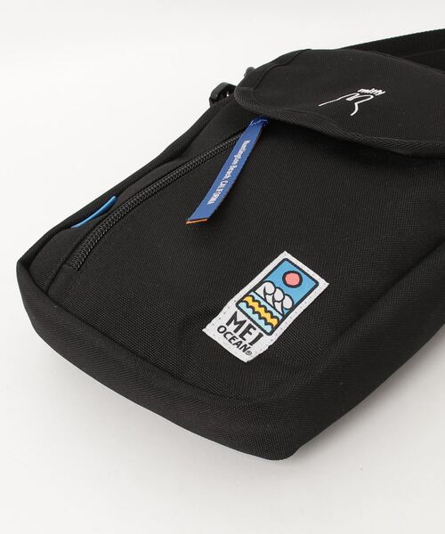 PEANUTS（ピーナッツ）の「MEI OCEAN キャラクター タテ型ショルダーバッグ（ショルダーバッグ・レディース・ブラック/ブラック系2/ブラック系1/ブラック系3/ブラック系・FREE）」の7枚目の写真