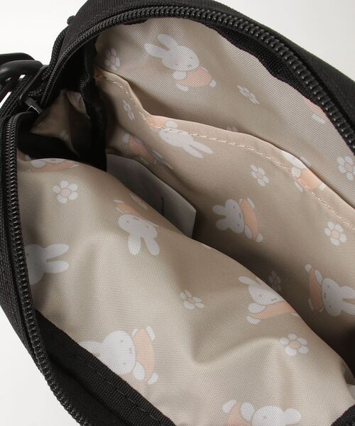 PEANUTS（ピーナッツ）の「MEI OCEAN キャラクター タテ型ショルダーバッグ（ショルダーバッグ・レディース・ブラック/ブラック系2/ブラック系1/ブラック系3/ブラック系・FREE）」の8枚目の写真