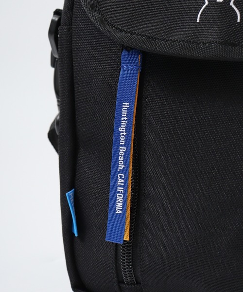 PEANUTS（ピーナッツ）の「MEI OCEAN キャラクター タテ型ショルダーバッグ（ショルダーバッグ・レディース・ブラック/ブラック系2/ブラック系1/ブラック系3/ブラック系・FREE）」の11枚目の写真