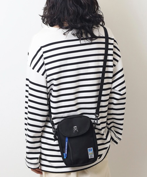 PEANUTS（ピーナッツ）の「MEI OCEAN キャラクター タテ型ショルダーバッグ（ショルダーバッグ・レディース・ブラック/ブラック系2/ブラック系1/ブラック系3/ブラック系・FREE）」の19枚目の写真