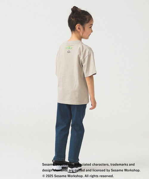 FRUIT OF THE LOOM(フルーツオブザルーム)の「FRUIT OF THE LOOM / セサミストリート プリント Tシャツ ① 2025SS(100~140cm)(Tシャツ/カットソー・キッズ・ベージュ/ブラック系その他4・100/110/120/130/140)」の15枚目の写真