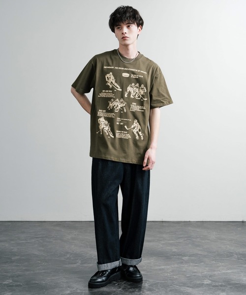 Rocky Monroe(ロッキーモンロー)の「オーバーサイズ スポーツグラフィックプリント半袖Tシャツ(Tシャツ/カットソー・メンズ・ブラック/ホワイト系/ベージュ/ホワイト/グリーン・M/L/XL)」の8枚目の写真