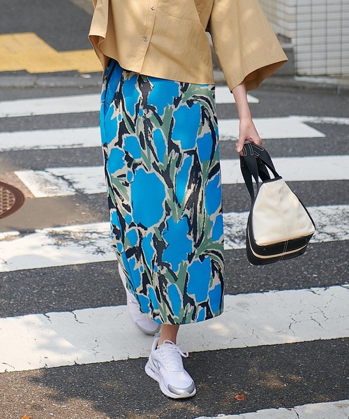 Jines（ジネス）の「グラフィックジャージタイトスカート（スカート・レディース・ブルー/イエロー・38）」の21枚目の写真