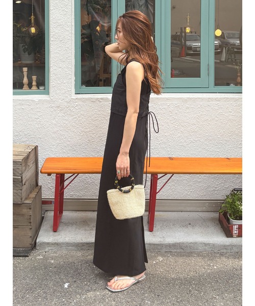 Ungrid(アングリッド)の「バックレースアップコットンキャミ(キャミソール・レディース・ブラック/オフホワイト・FREE)」の3枚目の写真