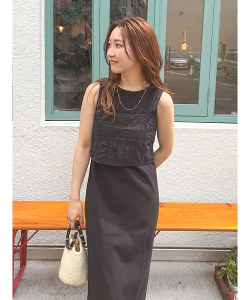 Ungrid(アングリッド)の「バックレースアップコットンキャミ(キャミソール・レディース・ブラック/オフホワイト・FREE)」の7枚目の写真