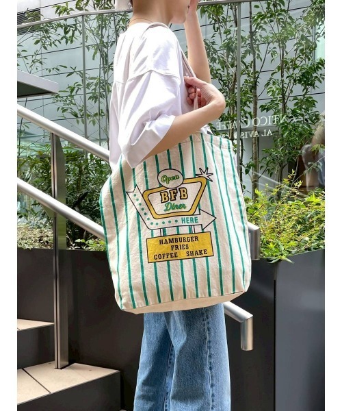 BAYFLOW（ベイフロー）の「BFダイナープリントトート（トートバッグ・レディース・グリーン/ブラック・0）」の2枚目の写真