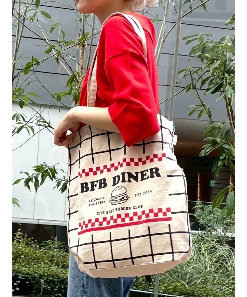 BAYFLOW（ベイフロー）の「BFダイナープリントトート（トートバッグ・レディース・グリーン/ブラック・0）」の4枚目の写真