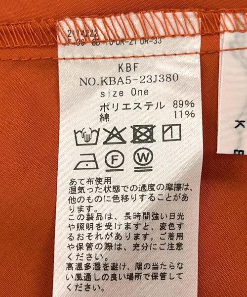 KBF（ケイビーエフ）の「BACKボリュームギャザーブラウス（シャツ/ブラウス・レディース・ブラック/オフホワイト/オレンジ系その他・ONE）」の15枚目の写真