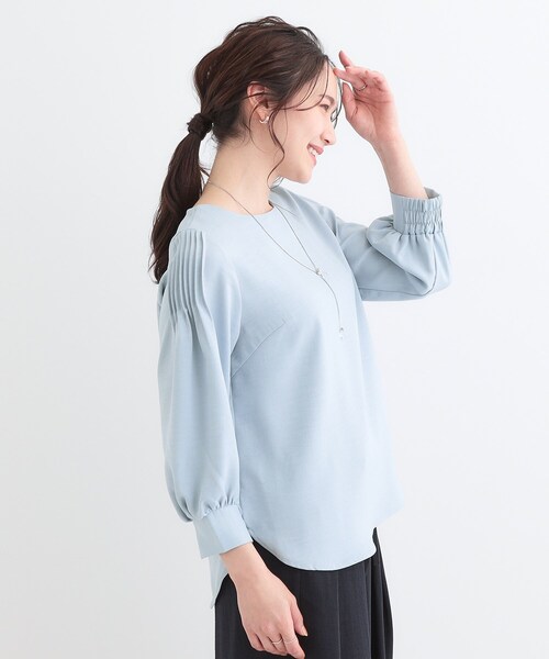 DRESKIP（ドレスキップ）の「【洗える/洗濯後しわになりにくい】無理せずキレイ 肩タックブラウス（シャツ/ブラウス・レディース・ライトベージュ/オレンジ系/グリーン系/ライトイエロー系/ネイビー/ライトブルー・01/04/02/03）」の12枚目の写真