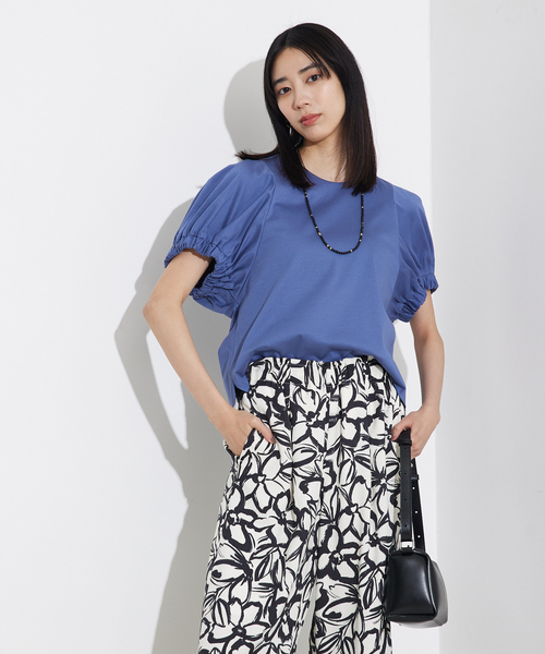 qualite（カリテ）の「袖ギャザーカットTOP/スリーブ半袖/夏服/オフィスカジュアル（Tシャツ/カットソー・レディース・カーキ/ブルー/オフホワイト・フリー）」の17枚目の写真