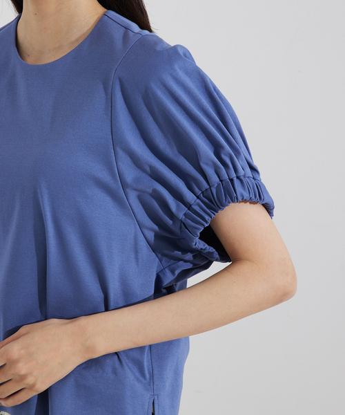 qualite（カリテ）の「袖ギャザーカットTOP/スリーブ半袖/夏服/オフィスカジュアル（Tシャツ/カットソー・レディース・カーキ/ブルー/オフホワイト・フリー）」の12枚目の写真