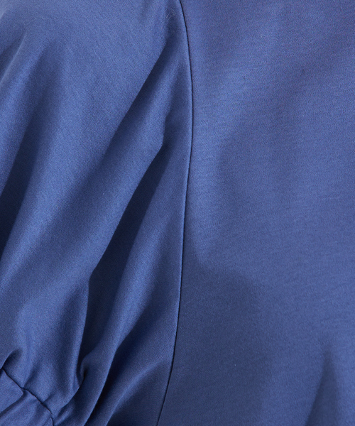 qualite（カリテ）の「袖ギャザーカットTOP/スリーブ半袖/夏服/オフィスカジュアル（Tシャツ/カットソー・レディース・カーキ/ブルー/オフホワイト・フリー）」の11枚目の写真