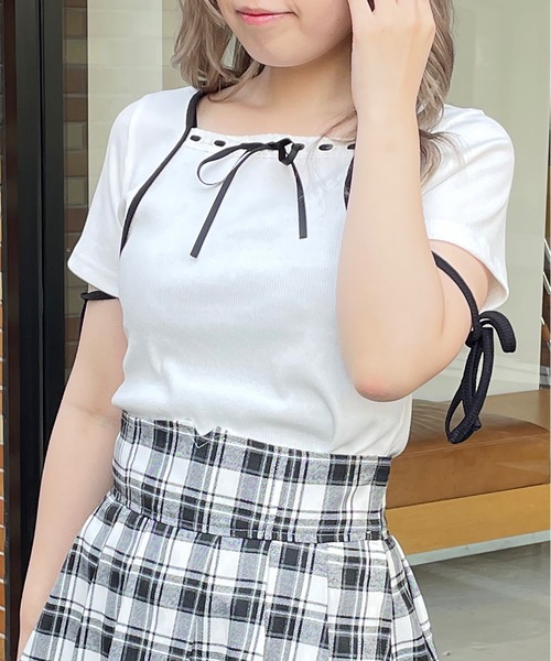 abc une face(アーベーセーアンフェイス)の「配色リボントップス(Tシャツ/カットソー・レディース・ブラック/ホワイト/ピンク・FREE)」の5枚目の写真