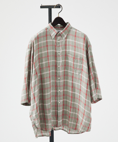 INDIVIDUALIZED SHIRTS(インディビジュアライズドシャツ)の「【別注】Individualized shirts / ボタンダウン半袖シャツ オーバーサイズ / アソート柄(シャツ/ブラウス・メンズ・ベージュ/レッド/カーキ・フリー)」の3枚目の写真