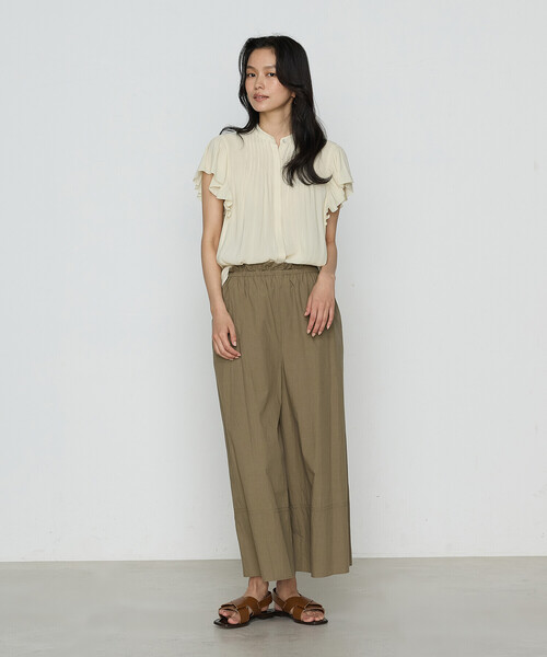 K.T KIYOKO TAKASE(キヨコタカセ)の「コットンタイプライター ギャザーワイドパンツ(その他パンツ・レディース・ライトグレー/チャコール/キャメル/ベージュ/オリーブ・9号/7号)」の17枚目の写真
