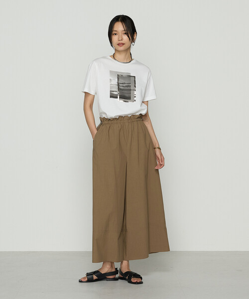 K.T KIYOKO TAKASE(キヨコタカセ)の「コットンタイプライター ギャザーワイドパンツ(その他パンツ・レディース・ライトグレー/チャコール/キャメル/ベージュ/オリーブ・9号/7号)」の19枚目の写真