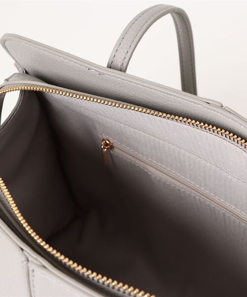 12Twelve Agenda（トゥエルブ　アジェンダ）の「【A4収納可能】パスケース付A4トートバッグ（トートバッグ・レディース・チャコールグレー/グレイッシュベージュ/ベージュ・FREE）」の8枚目の写真