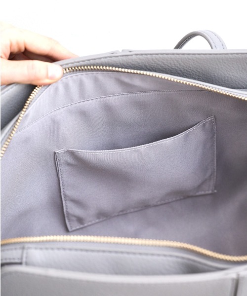 12Twelve Agenda（トゥエルブ　アジェンダ）の「【A4収納可能】パスケース付A4トートバッグ（トートバッグ・レディース・チャコールグレー/グレイッシュベージュ/ベージュ・FREE）」の22枚目の写真