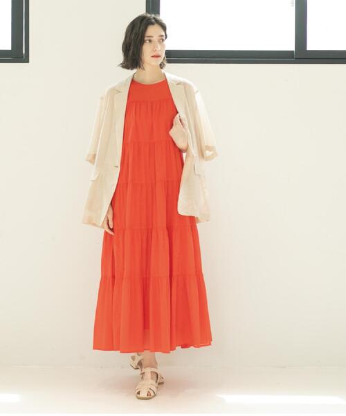 OPAQUE.CLIP（オペークドットクリップ）の「《Can Cam掲載》ティアードマキシドレス/オーガニックコットン混【洗濯機洗い可】（ワンピース・レディース・ホワイト系8/ブラック/グリーン系その他2/ブラウン系その他/レッド系・38/40/36/42）」の12枚目の写真