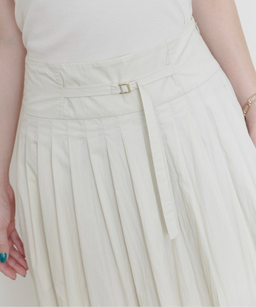 Eimee Law（エイミーロウ）の「ベルテッド タックプリーツスカート（スカート・レディース・ブラウン/ブラック/アイボリー/ダークグレー・FREE）」の15枚目の写真