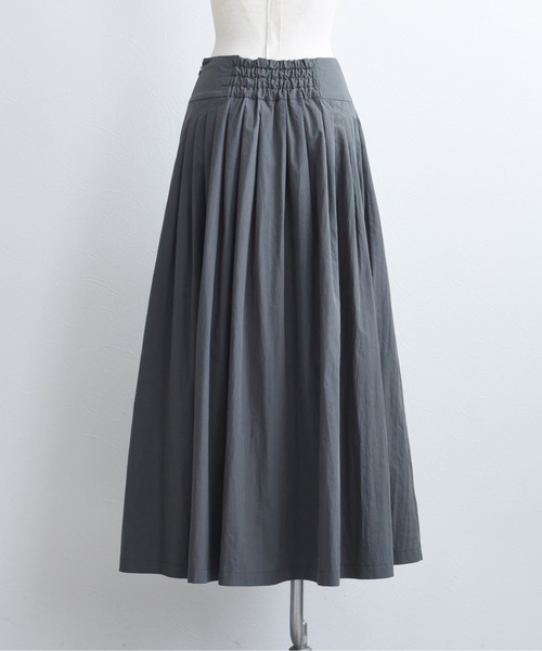 Eimee Law（エイミーロウ）の「ベルテッド タックプリーツスカート（スカート・レディース・ブラウン/ブラック/アイボリー/ダークグレー・FREE）」の9枚目の写真