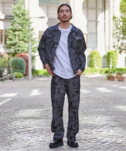 CavariA（キャバリア）の「『CavariA/キャバリア』ペイズリーパンツ（デニムパンツ・メンズ・ブルー/ブラック・L/M）」の3枚目の写真