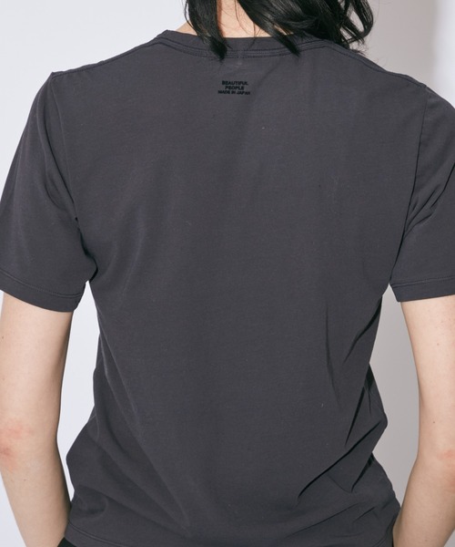 beautiful people（ビューティフルピープル）の「dry touch jersey    uppercase BPlogo T（Tシャツ/カットソー・レディース・チャコール/ブラック/オリーブ・36/40/38）」の3枚目の写真