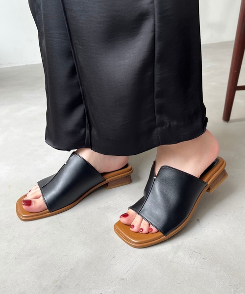 ORiental TRaffic（オリエンタルトラフィック）の「センター スリット ミュール サンダル /55206（サンダル・レディース・ブラック/ベージュ・LL/S/M/L）」の16枚目の写真