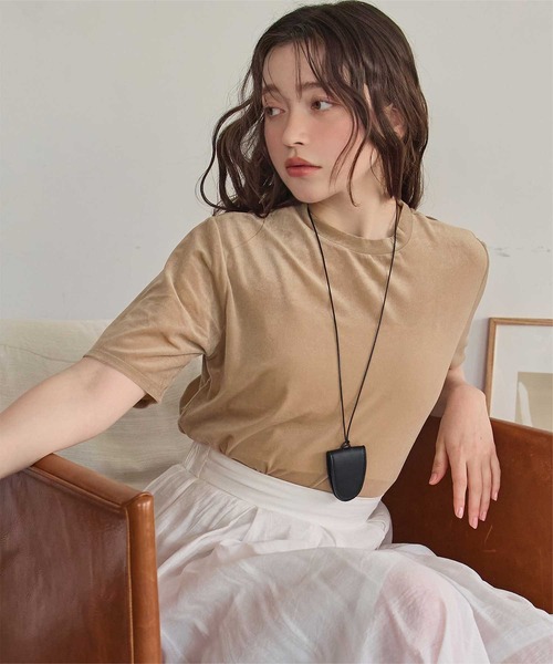 titivate(ティティベイト)の「シアーベロア半袖Tシャツ(Tシャツ/カットソー・レディース・ネイビー/ベージュ/グリーン/ブラウン/アイボリー/ブラック・L/M/S)」の5枚目の写真