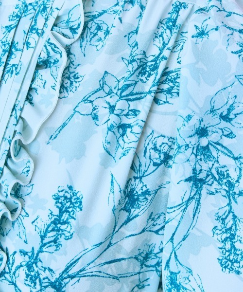 marun（マルン）の「＜大きいサイズ＞プリーツデザインフレア袖ワンピース　marun（ワンピース・レディース・グレー系/パープル系/ブルー系・5L/4L/3L/LL/L）」の19枚目の写真