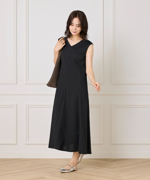 INED（イネド）の「【UVカット】フレアカットワンピース（ワンピース・レディース・モカ/ブラック・9号/11号）」の16枚目の写真