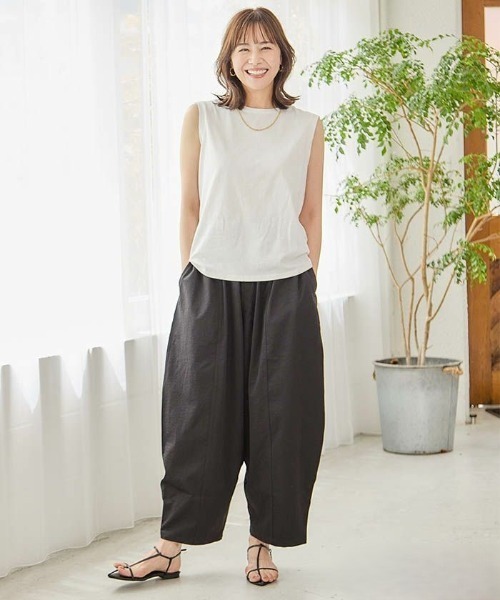 aquagarage（アクアガレージ）の「バックデザインノースリーブカットソー（Tシャツ/カットソー・レディース・ブラック/チャコール/オフホワイト・M）」の7枚目の写真