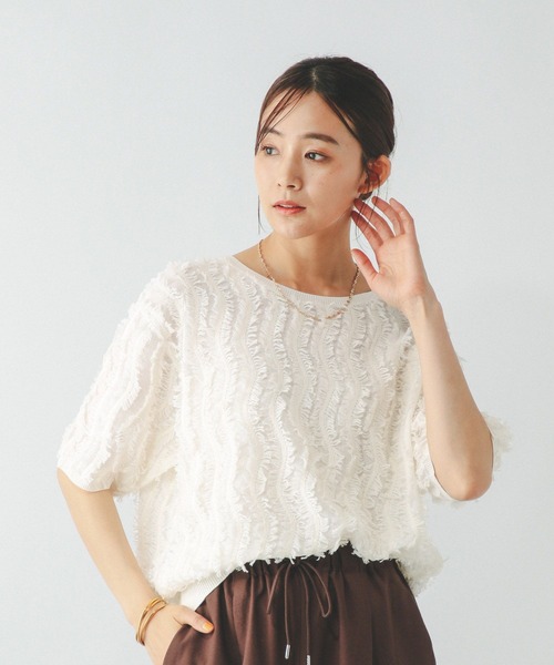 GLOBAL WORK（グローバルワーク）の「シアーフリンジプルオーバー半袖/492458（Tシャツ/カットソー・レディース・オフホワイト/ライトグレー/ブラック・LARGE/MEDIUM）」の7枚目の写真