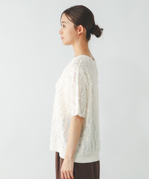 GLOBAL WORK（グローバルワーク）の「シアーフリンジプルオーバー半袖/492458（Tシャツ/カットソー・レディース・オフホワイト/ライトグレー/ブラック・LARGE/MEDIUM）」の17枚目の写真