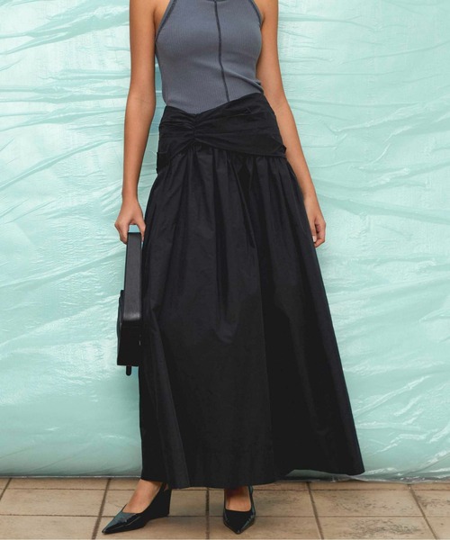 MAISON SPECIAL（メゾンスペシャル）の「Voluminous Tuck Flare Skirt/ボリューミータックフレアスカート【MAISON SPECIAL/メゾンスペシャル】（スカート・レディース・ホワイト/ベージュ/ブラック・36/38）」の2枚目の写真