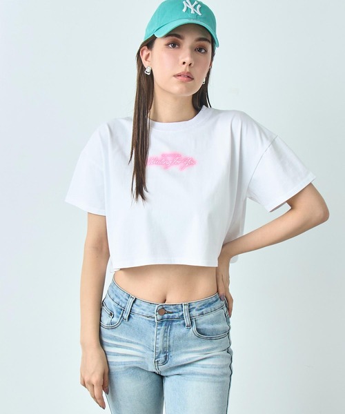 ANAP(アナップ)の「クロップド ネオンロゴ Tシャツ(Tシャツ/カットソー・レディース・ブラック/ピンク/ホワイト・FREE)」の20枚目の写真