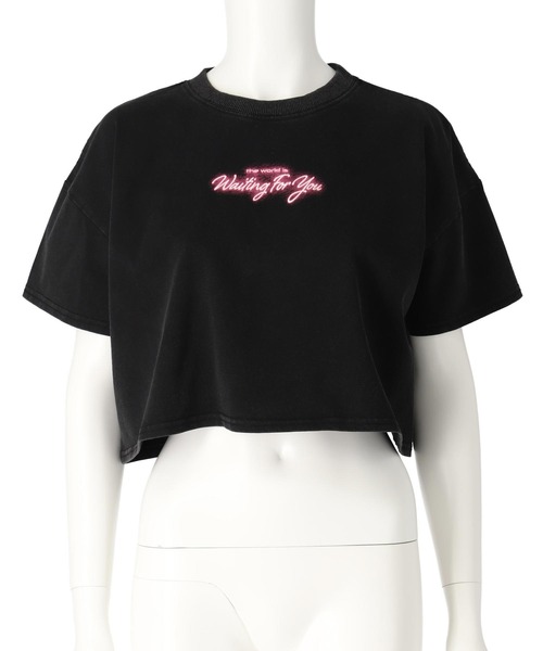 ANAP(アナップ)の「クロップド ネオンロゴ Tシャツ(Tシャツ/カットソー・レディース・ブラック/ピンク/ホワイト・FREE)」の6枚目の写真