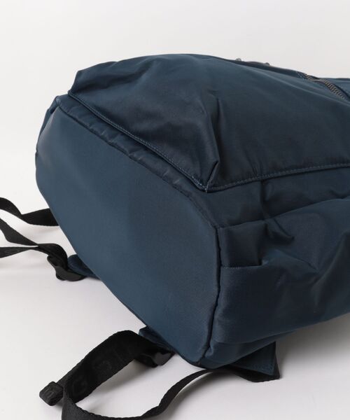 G-STAR（ジースター）の「【UNISEX】City Backpack 2.0/シティーバックパック/軽量撥水（バックパック/リュック・メンズ・ネイビー/ブラック・ONE SIZE）」の11枚目の写真