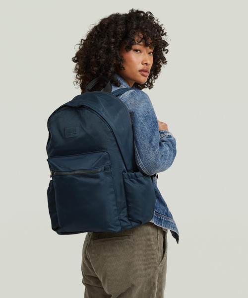 G-STAR（ジースター）の「【UNISEX】City Backpack 2.0/シティーバックパック/軽量撥水（バックパック/リュック・メンズ・ネイビー/ブラック・ONE SIZE）」の9枚目の写真
