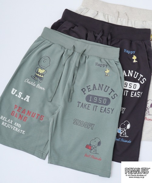 PEANUTS(ピーナッツ)の「PEANUTS カレッジ柄プリントミニ裏毛ハーフパンツ(その他パンツ・メンズ・オートミール/チャコール/ライトカーキ・LL/L/M)」の1枚目の写真