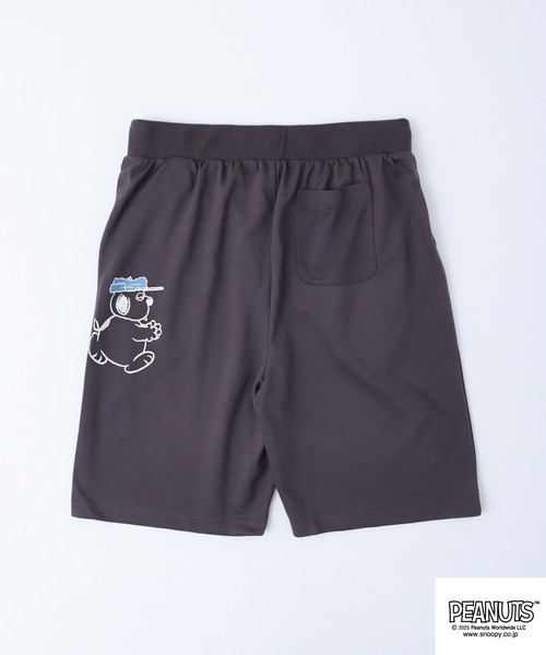PEANUTS(ピーナッツ)の「PEANUTS カレッジ柄プリントミニ裏毛ハーフパンツ(その他パンツ・メンズ・オートミール/チャコール/ライトカーキ・LL/L/M)」の8枚目の写真