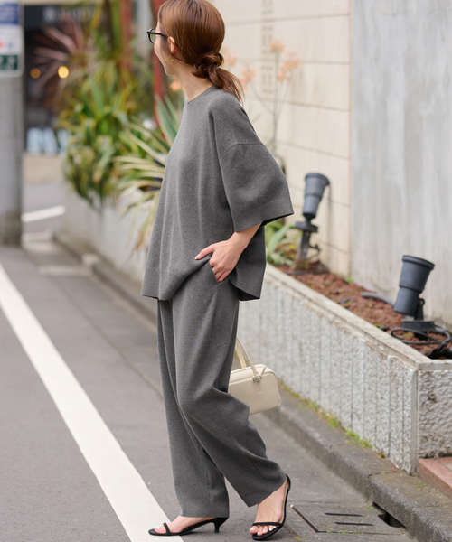 JOURNAL STANDARD relume（ジャーナルスタンダード　レリューム）の「［25AW新作］フルニードルカーブニットパンツ（その他パンツ・レディース・ブラウン/チャコールグレー・FREE）」の3枚目の写真
