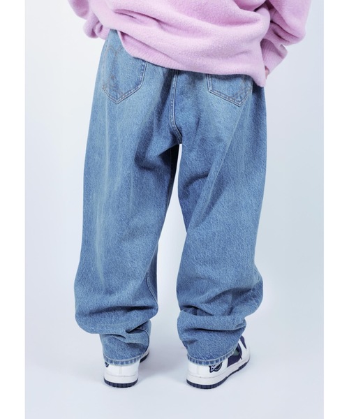 APPLEBUM（アップルバム）の「“Selena” Wide Tapered Denim Pants (Damage)（デニムパンツ・メンズ・インディゴブルー・MEDIUM/X-LARGE/LARGE/SMALL）」の8枚目の写真