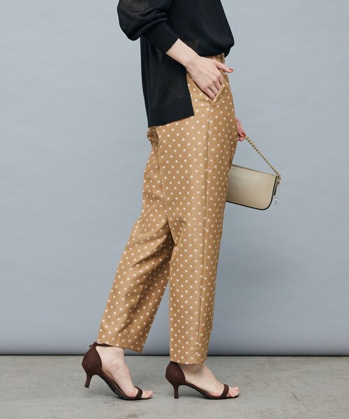 NOLLEY’S Sophi（ノーリーズソフィ）の「ウォッシャブルドットジャガードテーパードパンツ（その他パンツ・レディース・ベージュ系その他/ブラック系その他・38/36/34）」の7枚目の写真