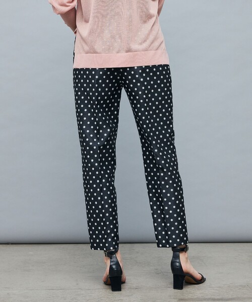 NOLLEY’S Sophi（ノーリーズソフィ）の「ウォッシャブルドットジャガードテーパードパンツ（その他パンツ・レディース・ベージュ系その他/ブラック系その他・38/36/34）」の21枚目の写真