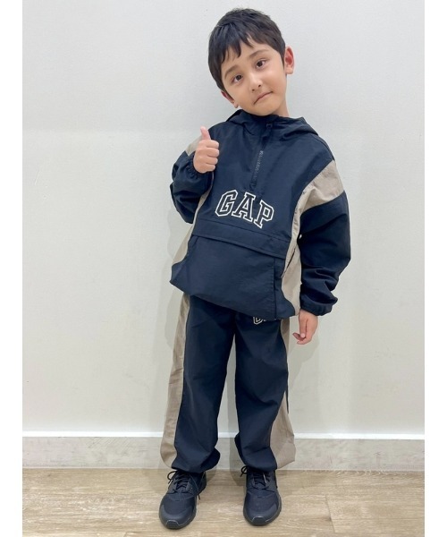 GAP(ギャップ)の「リサイクル素材100% ナイロン アノラック ジャケット (キッズ )(ナイロンジャケット・キッズ・ネイビー/ブラック・110cm/120cm/130cm/140cm/150cm/160cm)」の9枚目の写真