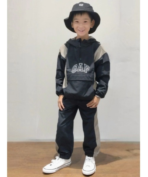 GAP(ギャップ)の「リサイクル素材100% ナイロン アノラック ジャケット (キッズ )(ナイロンジャケット・キッズ・ネイビー/ブラック・110cm/120cm/130cm/140cm/150cm/160cm)」の10枚目の写真