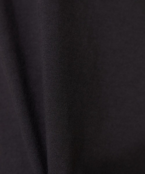 I.T.'S international(イッツインターナショナル)の「ラウンドヘムカットプルオーバー(Tシャツ/カットソー・レディース・ブラウン/スミクロ・フリー)」の3枚目の写真